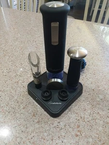 Juego de 8 abridores de vino eléctricos RABBIT con base de carga ¡Excelente estado! - Imagen 1 de 1