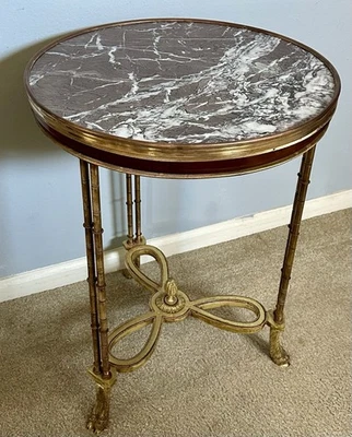 Mesa de entrada francesa del siglo XIX de bronce mármol Gueridon Foto 1 de 4