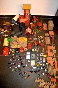 LOT OF RARE VINTAGE PLAYMOBIL LARGE VIKING CASTLE POLICE PIRATE COWBOY PIECES - Picture 1 of 10