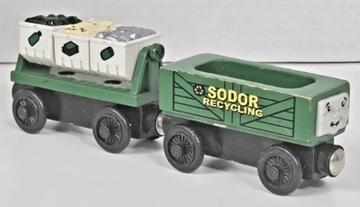 Coches de reciclaje ferroviario de madera Thomas 2003 Gullane Sodor contenedores de reciclaje con carga Foto 1 de 4