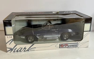 1:18 UT Models Mako Shark 1961 Corvette Chevrolet UT0597 - Image 1 of 4
