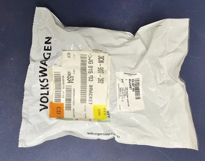 OEM VW 2018-2021 Volkswagen Atlas -Garage Door Opener Bracket 3CN-907-392 - Image 1 of 4