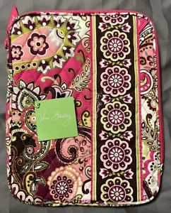 BNWT Vera Bradley Tablet Sleeve Zip Closure Retired Very Berry Paisley - Picture 1 of 6