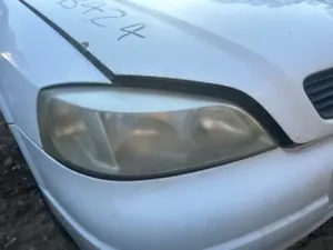 2003 Holden Astra TS Right Driver Headlight Halogen 01 02 03 04 #B424 - Picture 1 of 12