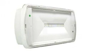 MNM IP65 Notleuchte 150lm 1h SafeLite Doppelfunktion3 SL2MNM65E3C3A - Picture 1 of 1