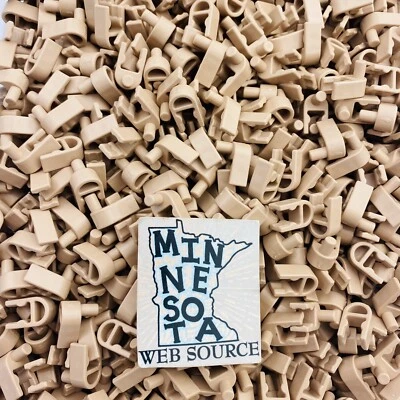 50 Knex Tan Interlocking End Clips - K'nex Standard K'nex Parts - Image 1 of 4