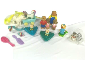 Vintage Spielzeug Set Exxon Tiger Schlüsselanhänger Berenstain Bären Maggie Simpson geräumig MLP - Bild 1 von 11