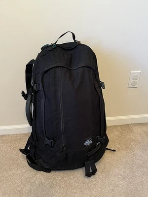 Mochila de viagem Eagle Creek extra grande para caminhada/acampamento preta feminina fit - Imagem 1 de 4