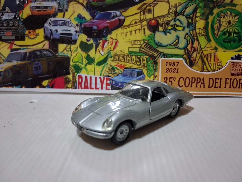 POLITOYS EXPORT N°577 -ALFA ROMEO GIULIA 1600 SPORT PININFARINA SCALA 1:43 - Immagine 1 di 4