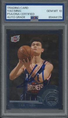 2002-03 Topps Chrome Chinese #146 Yao Ming RC Rookie Gem Mint PSA DNA 10 Auto - Image 1 of 2