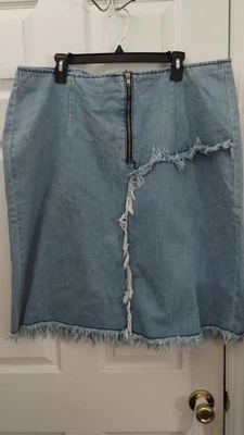 NWT Plus Size Ashley Stewart Denim Mini Frayed Hem Detailing Skirt, Sz 20 - Image 1 of 4