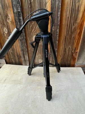Trípode Sony VCT-60AV Handycam Trípode con control remoto para videocámara Foto 1 de 3