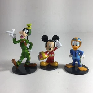 Disney Race Car Driver Figure Lot 3 Mickey Mouse, Donald Duck & Goofy Cow - Picture 1 of 9