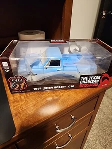 Greenlight 1:18 HWY-18014 The Texas Chainsaw Massacre 1971 Chevrolet C-10 Model  - Picture 1 of 6
