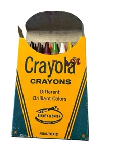 Vintage 1960s Crayola School Crayons 16 Barely Used In Box - Picture 1 of 14
