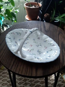 1983 Vintage Royal Worcester Forget Me Not Fine Bone China Basket - Picture 1 of 6
