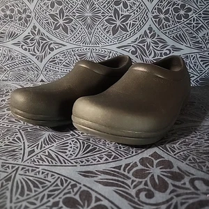 Crocs On The Clock Clog Shoes Black Non Slip Comfort 205073 US Men's Size 11 - Picture 1 of 9