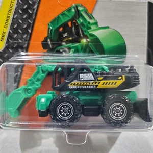 Matchbox MBX Construction Ground Grabber #45 Black Short Card 1:64 Scale - Picture 1 of 8