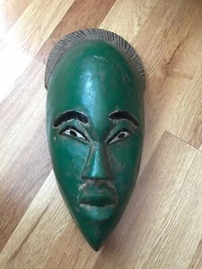 AFRICAN VINTAGE MASK Carved Wood 13.5" TALL 6.5" WIDE 4.5" DEPTH - Picture 1 of 5