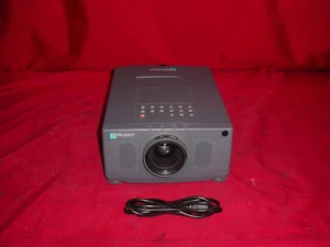 Boxlight Mp-20t 3 LCD Projector, 1250Lumens, 300:1Contrast, 4:3Aspect, 800X600 - Picture 1 of 5