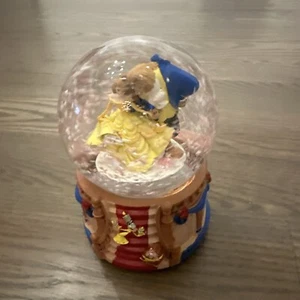 Disney Beauty & The Beast Belle Musical Water Globe NEW - Picture 1 of 7