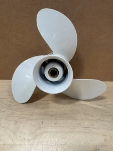 8 1/2 x 8 1/2 Marine Outboard Propeller for Yamaha 6-9.9 HP 7 Spline,RH - Bild 1 von 4