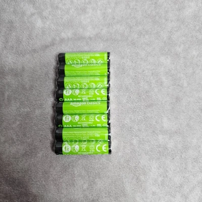Amazon Basics AAA Rechargeable Batteries NiMH 800mAh 1.2V Green x8 Pack - Image 1 of 3