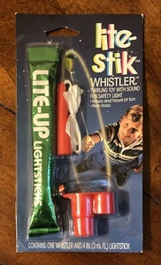 Vintage 1989 Lite-Stik Red Whistler Green Lite-Up wirbelndes Spielzeug mit Sound NEU - Bild 1 von 2