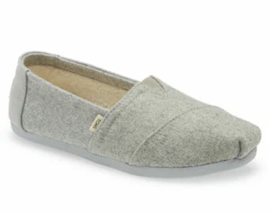 TOMS Womens 5 Gray Wool/Poly Uppers w/ Comfy Faux Fur Fleece Lined Slip On Shoes - Picture 1 of 1