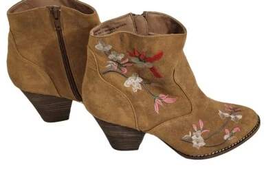 Diba Brown Sueded Floral Embroidered Ankle Boots Women's Size 9 Side Zip - Image 1 of 4