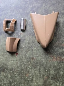 1940 Ford Sedan AMT ERTL 1/25 Parts Deluxe Hood Grill & Racing Grill STK T61 - Afbeelding 1 van 3
