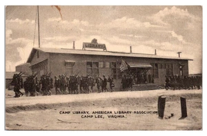 CAMP LEE, VIRGINIA - SOLDIERS MARCH AT CAMP LIBRARY - OLD POSTCARD - Picture 1 of 2