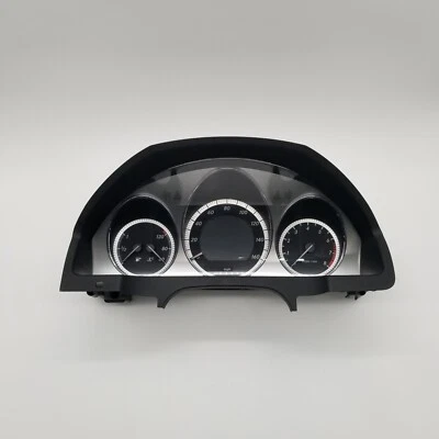 Приборный спидометр кластер 08–11 Mercedes C300 C350 2049003202 от оригинального производителя пробег миль - Изображение 1 из 4