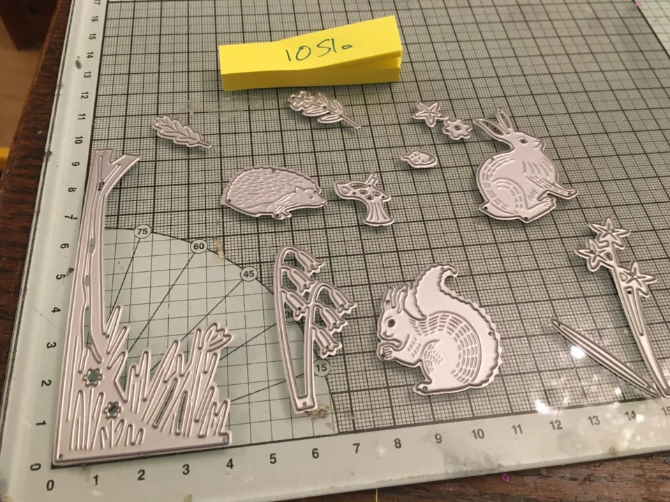 Trimcraft 13 part woodland nature die set ref1051a - Image 1 of 1