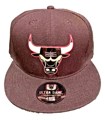 Gorra Ultra Game Chicago Bulls NBA Snapback | Negra con logotipo rojo negro y blanco Foto 1 de 4