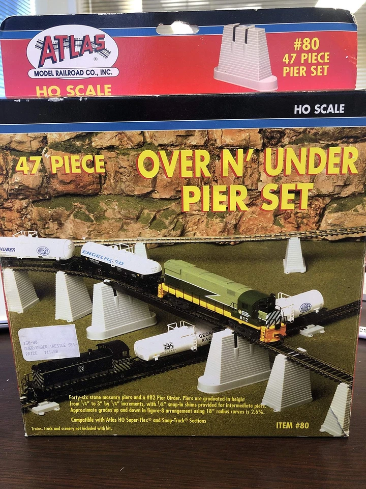Pier Set (47Pc Set) HO Scale Atlas Trains - Image 1 of 4