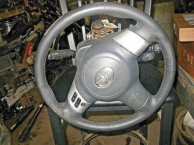 Columna de engranaje de dirección Scion TC 2005-2010 negra con combo de llave "sin bolsa"  Foto 1 de 4