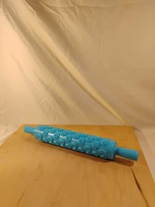 Roses Engraved Roller Embossed Printing Rolling Pin DIY Fondant Embossing 🌹 - Picture 1 of 5