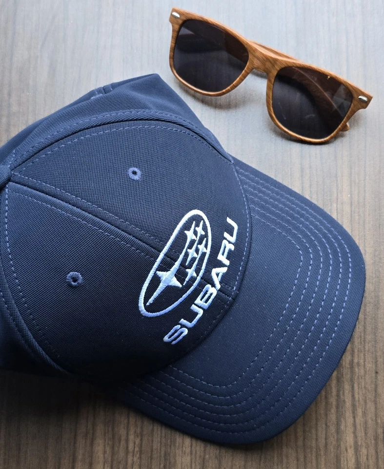 SUBARU GORRA Y GAFAS DE SOL Sombrero de Malla Genuino Sti Rally Racing WRX Impreza OEM Nuevo  Foto 1 de 4