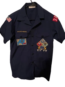 Boy Scouts of America Kids Navy Badges Patches Pins Uniform Shirt Youth LG 14-16 - Picture 1 of 9