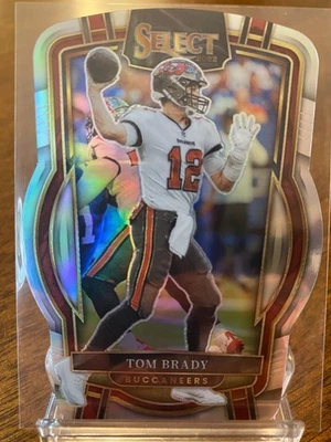 2022 Panini Select Tom Brady HOF SILVER Prizm #207 Bucs - Image 1 of 2