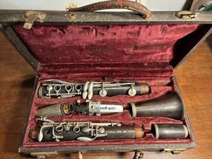 Boosey and Hawkes 'The Edgware' Vintage Clarinet with Original Case - Picture 1 of 17