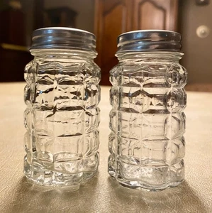Vintage “Made in USA” Anchor Hocking Restaraunt Ware Salt and Pepper Clear Glass - Picture 1 of 12