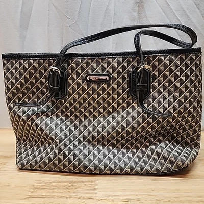 Bolso de hombro Dana Buchman Foto 1 de 4