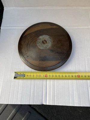 Disco da lancio in legno 1,25 kg vintage da collezione legno e acciaio raro - Immagine 1 di 4