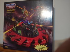 masters of the universe classics roton with skelcon mib