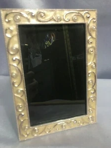 Bilderrahmen Metall Creme Acryl mit Perlen für 4"x 6" Foto - Bild 1 von 6