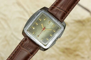 Vintage dress watch Luch 2209 square dial mechanical soviet watch Luch 23jewels - Picture 1 of 12
