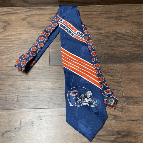 Vintage Team NFL 1996 Chicago Bears 100% Silk Tie Cover