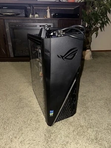 ASUS ROG GAMING DESKTOP (3070 RTX, 16 GB ram, 1TB SSD, Intel i7 CPU) - Picture 1 of 3